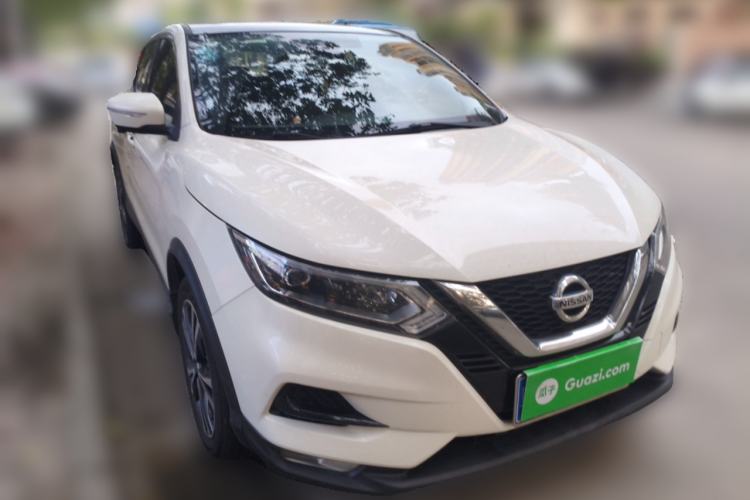 Used Nissan Qashqai 2019 2.0L CVT Luxury Edition Front Right 45 Deg
