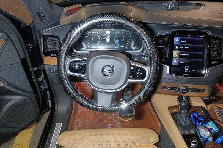 Used Volvo XC90 2017 T6 Prestige 7-Seater Steering Wheel