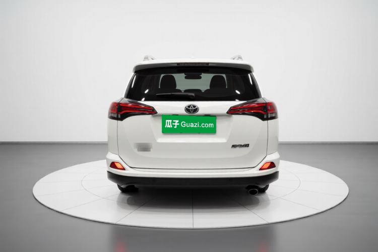 Used Toyota RAV4 2016 2.0L CVT Two-Wheel Drive Fashion Edition China V Standard Exterior 4