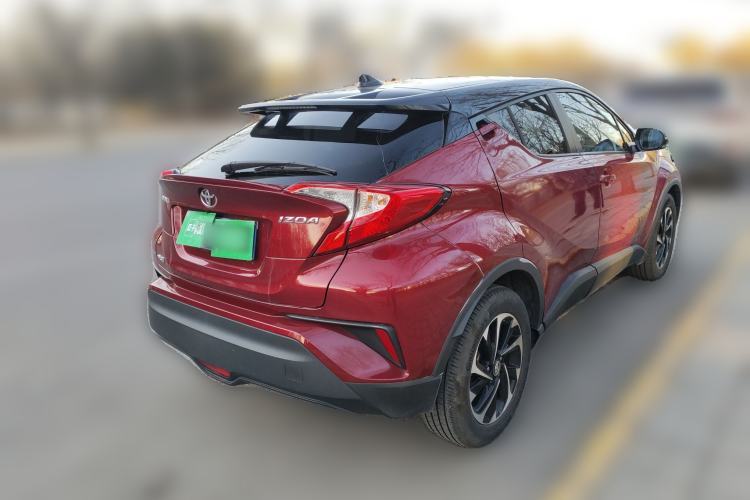 Used Toyota IZOA 2018 2.0L Yichi Version China VI Standard
