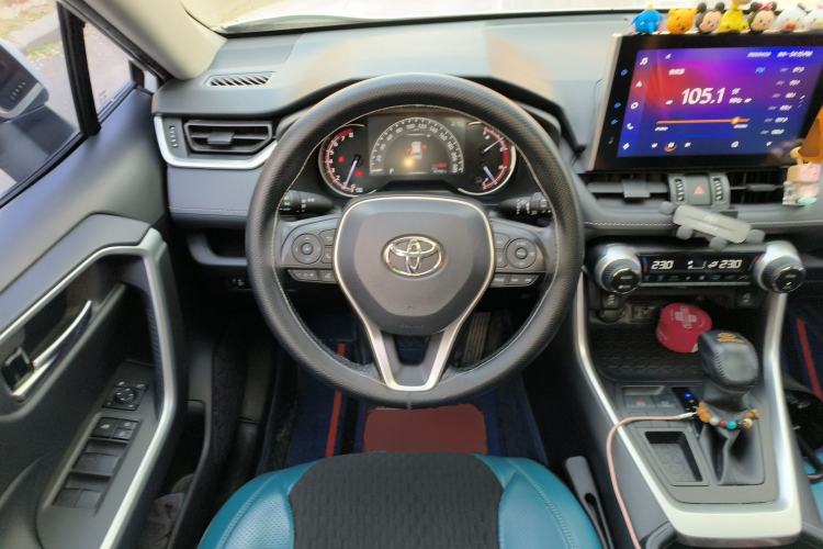 Used Toyota RAV4 2021 2.0L CVT Two-Wheel Drive Fashion Edition
