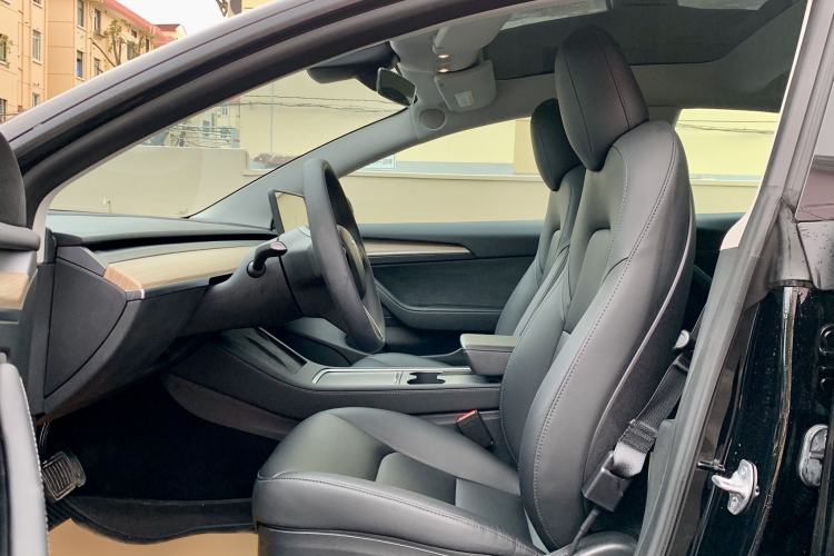 Used Tesla Model 3 2022 Rear-Wheel-Drive Version Left Front Seat