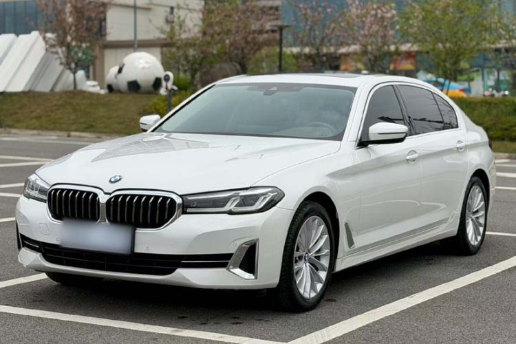 Used BMW 5 Series 2022 Restyled 525Li Luxury Package Exterior 2