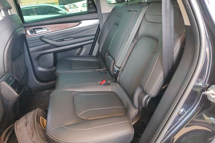 Used EXEED Lanyue 2021 400T Four-Wheel Drive Starlight Pro Edition 7 Seats Left Rear Seat