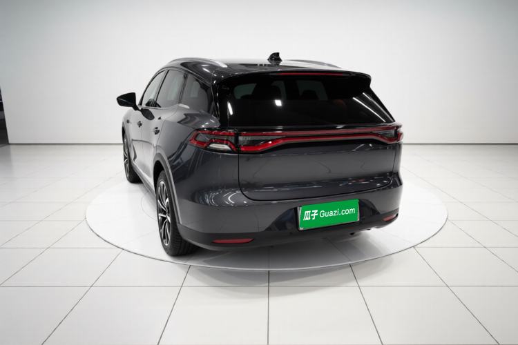 Used BYD Tang New Energy 2018 DM 2.0T All-Wheel Drive Smart Connectivity Luxury Model 7 Seats China V Emission Standard Rear