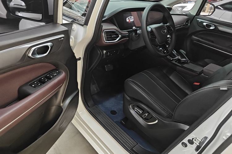 Used GAC Trumpchi M6 2023 PRO 270T DCT Luxury Edition
