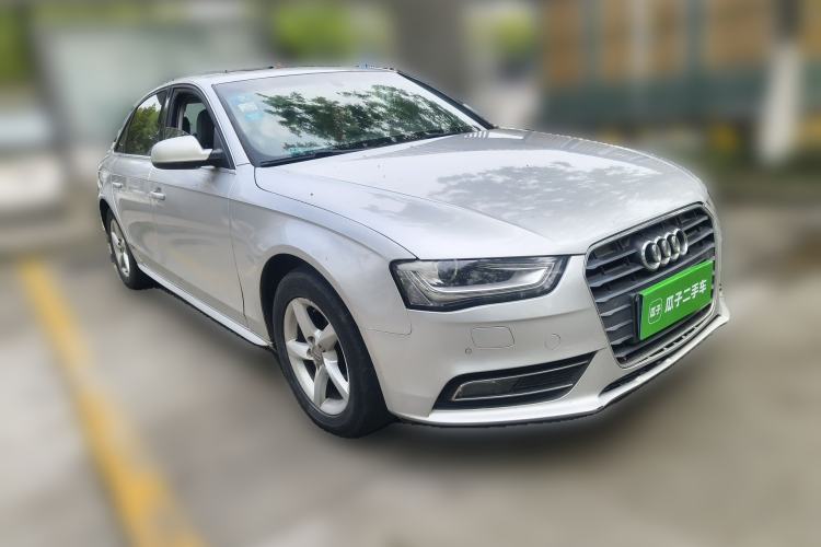 Used Audi A4L 2013 35 TFSI Automatic Comfort Model
