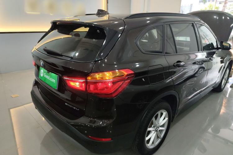 Used BMW X1 2018 sDrive18Li Fashion Model Rear Right 45 Deg