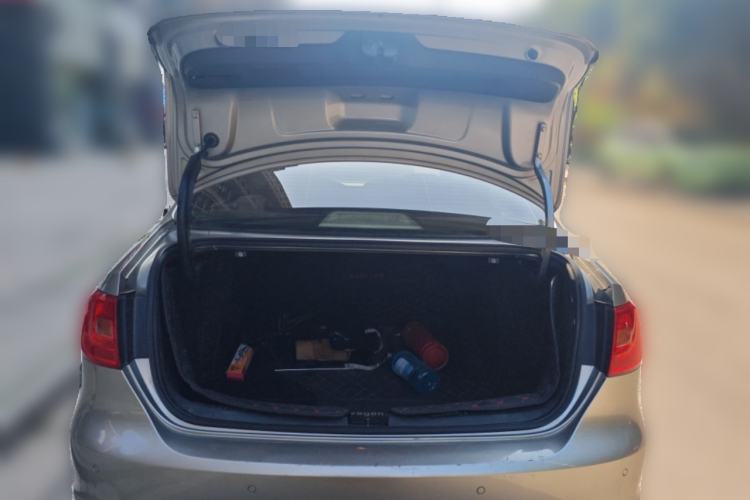 Used Volkswagen Sagitar 2014 1.6L Automatic Comfort Model Trunk