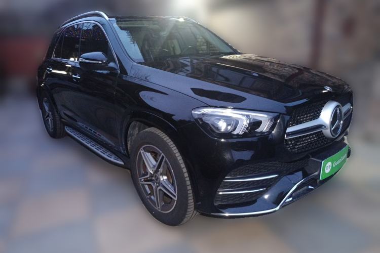Used Mercedes-Benz GLE  Front Right 45 Deg