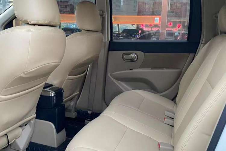 Used Nissan Livina 2015 1.6XE Manual Comfort Edition