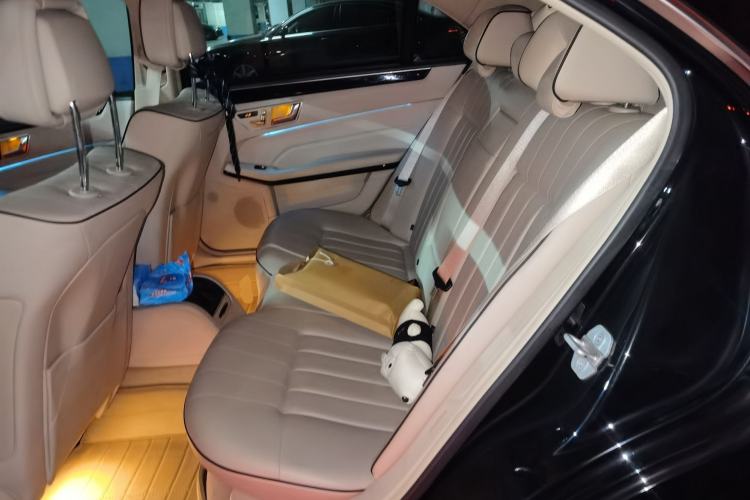 Used Mercedes-Benz E-Class 2015 E 260 L Sport & Fashion Model