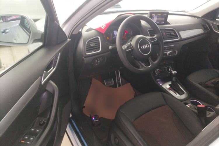 Used Audi Q3 2017 30 TFSI Fashion Model
