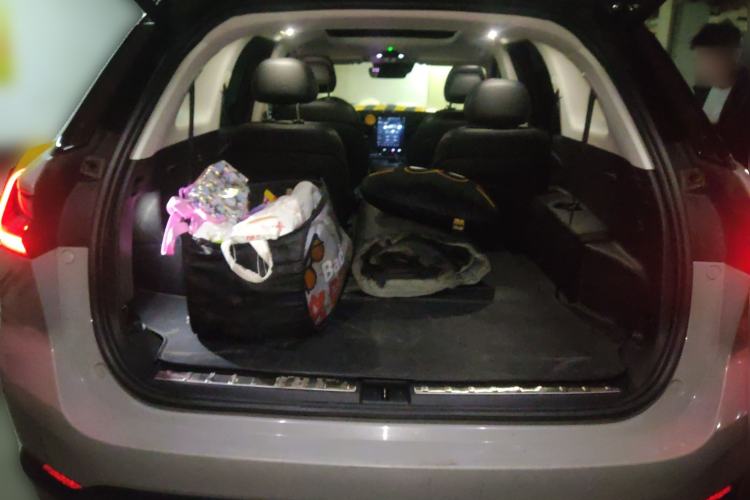 Used Nio ES8 2018 355 km Base Version 7-Seater Edition Trunk