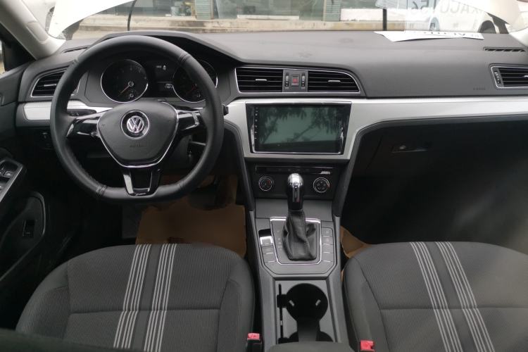 Used Volkswagen Lamando 2017 230TSI DSG Fashion Edition