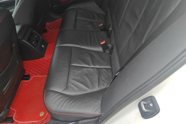 Used BMW 3 Series 2015 328i Sport Design Package Left Rear Seat