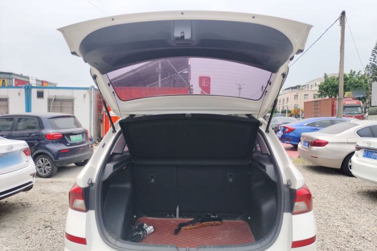 Used Skoda Kamiq 2018 1.5L Automatic Comfort Edition China VI Standard Trunk