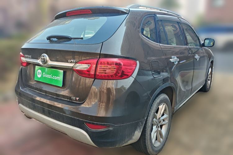 Used Brilliance V5 2012 1.5T Automatic Two-Wheel Drive Luxury Version
