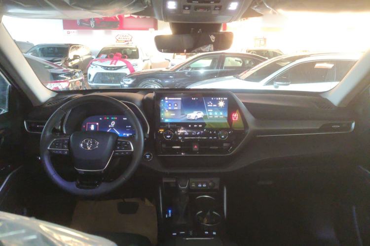 Used Toyota Highlander 2024 2.5L Smart Electric Hybrid Dual-Motor Two-Wheel-Drive Prestige Version 7 Seats