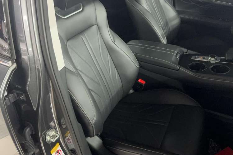 Used Changan UNI-K iDD 2023 Zhidian iDD 1.5T 135km Smart & Fun Model