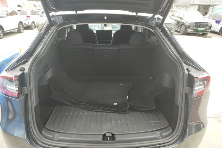 Used Tesla Model Y 2022 Rear-Wheel-Drive Version
