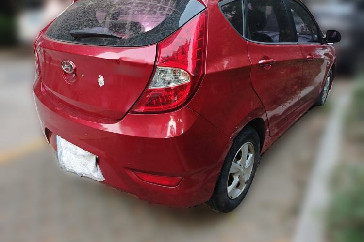 Used Hyundai Verna Ray 2014 1.4L Automatic GLX
