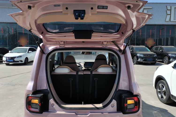 Used Geely Galaxy Panda 2023 Panda Mini 200km Endurance Bear
