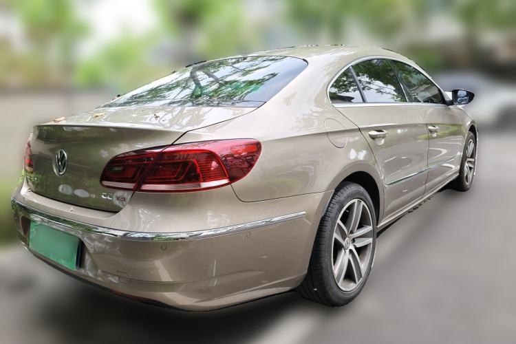 Used Volkswagen FAW-Volkswagen CC 2015 2.0 TSI Luxury Model
