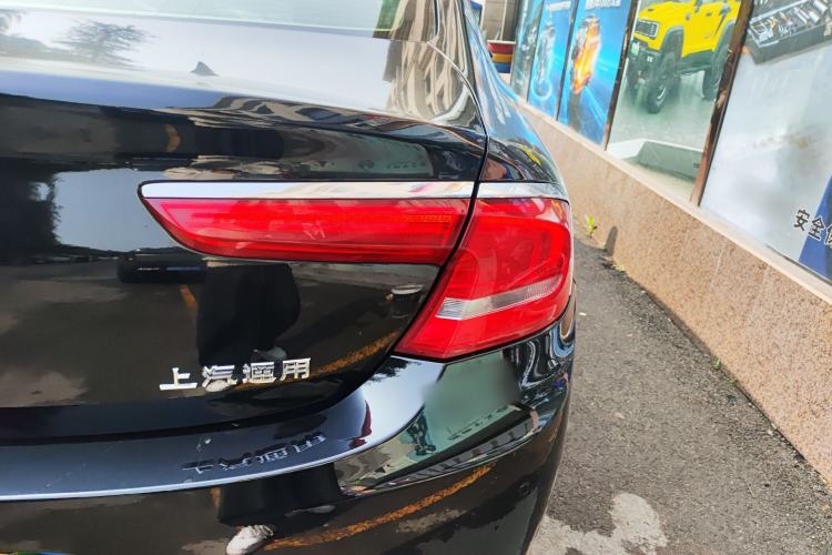 Used Buick LaCrosse 2018 20T Elite Edition Right Rear Taillight