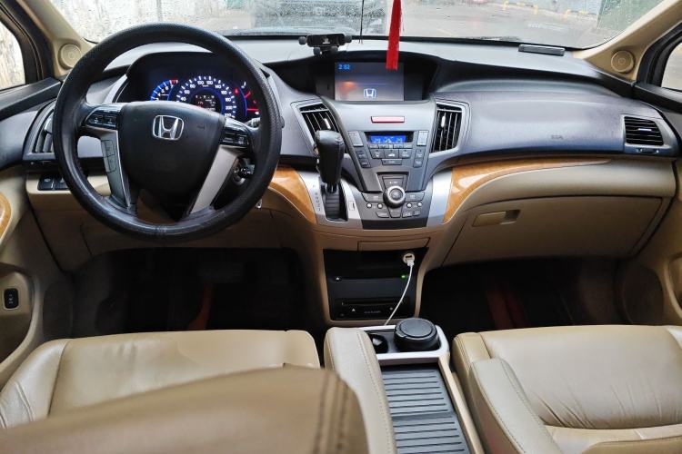 Used Honda Odyssey 2011 Jingxiu 2.4L Luxury Edition Center Console