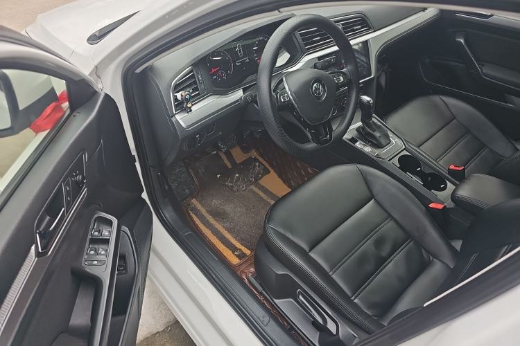 Used Volkswagen Lamando 2019 230TSI DSG Fashion Edition China VI