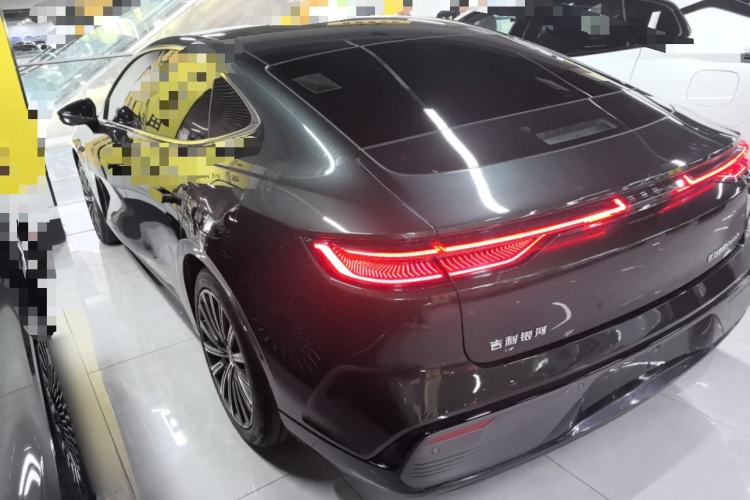 Used Geely Galaxy 8 2025 130km EM-P Starship Edition Rear Left 45 Deg