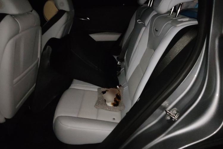 Used Cadillac XT4 2024 28T Two-Wheel-Drive Prestige Version