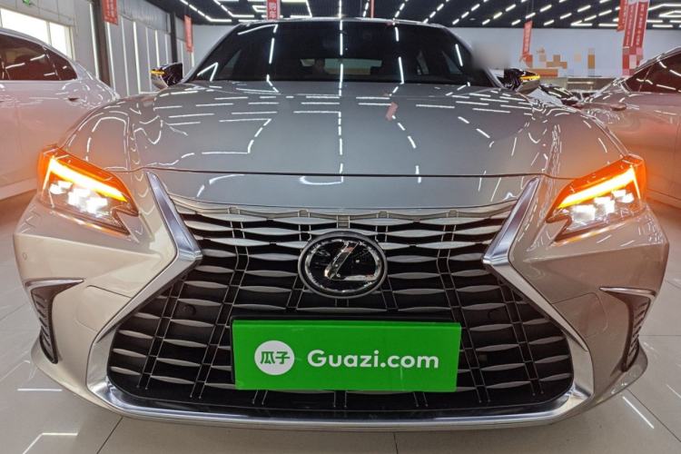 Used Lexus ES 2025 200 Premium Edition
