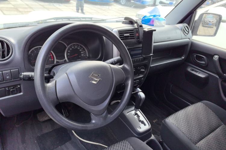 Used Suzuki Jimny 2015 1.3 AT JLX
