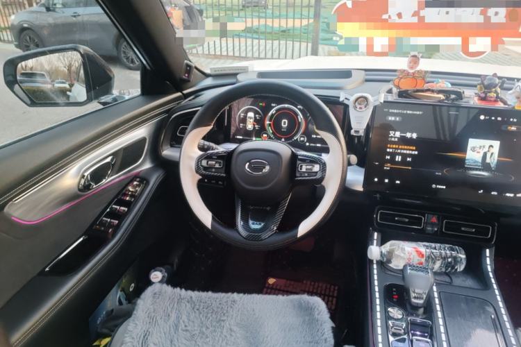 Used GAC Trumpchi GS8 2022 Dual-Engine Series 2.0TM Two-Wheel Drive Prestige Edition (7 Seats)
