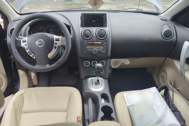 Used Nissan Qashqai 2012 2.0 XV LE CVT 2WD Center Console