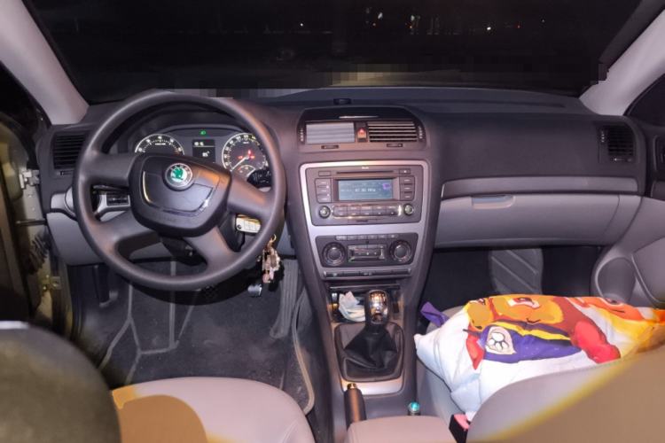 Used Skoda Octavia 2013 1.6L Manual Yijun Edition
