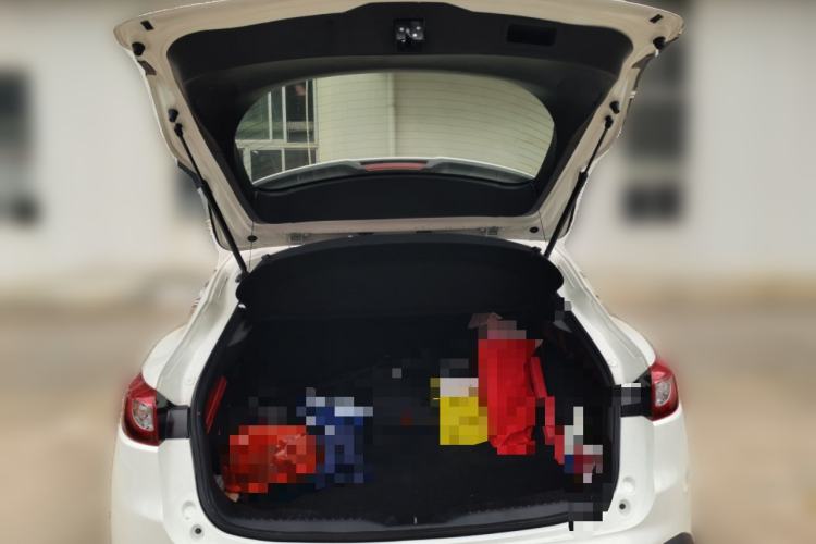 Used Mazda CX-4 2018 2.0L Automatic Two-Wheel Drive Blue Sky Premium Upgrade Version China VI Standard Trunk