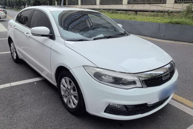 Used Qoros 3 2017 Sedan 1.6L Automatic Zhiyue Model Front Right 45 Deg