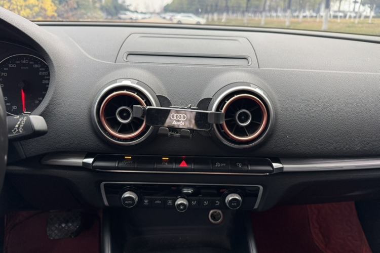 Used Audi A3 2014 Sportback 35 TFSI Automatic Comfort Model
