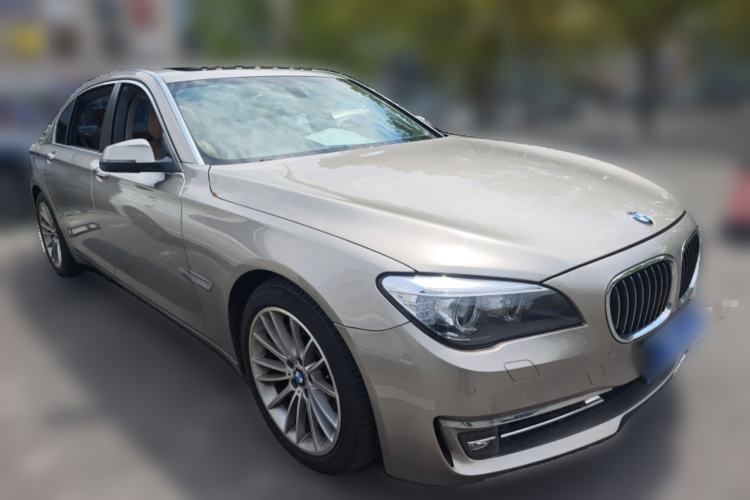Used BMW 7 Series 2013 740Li Leading Model Front Right 45 Deg