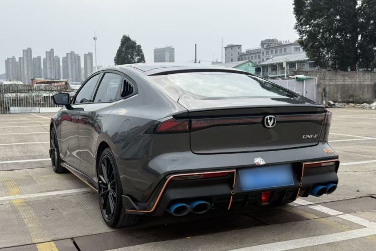 Used CHANGAN UNI-V 2022 1.5T Sport Edition
