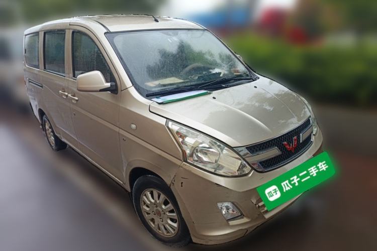 Used Wuling Rongguang V 2018 1.5L Standard Version Front Right 45 Deg