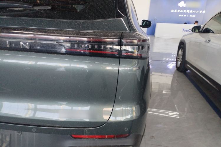 Used Fengyun T8 2025 1.5T 130km Deluxe Version 5 Seats Right Rear Taillight