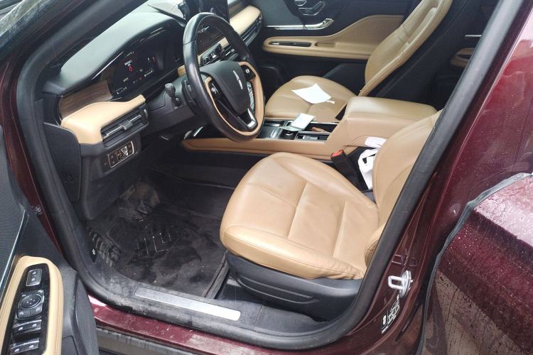 Used Lincoln Corsair 2022 2.0T Two-Wheel Drive Luxury Edition Left Front Seat