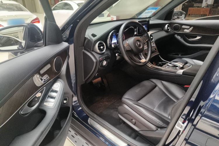 Used Mercedes-Benz GLC 2017 GLC 300 4MATIC Sport Edition