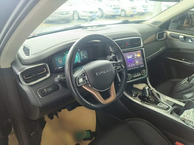 Used Lynk & Co 01 2017 2.0T Two-Wheel Drive Pro Edition — 9