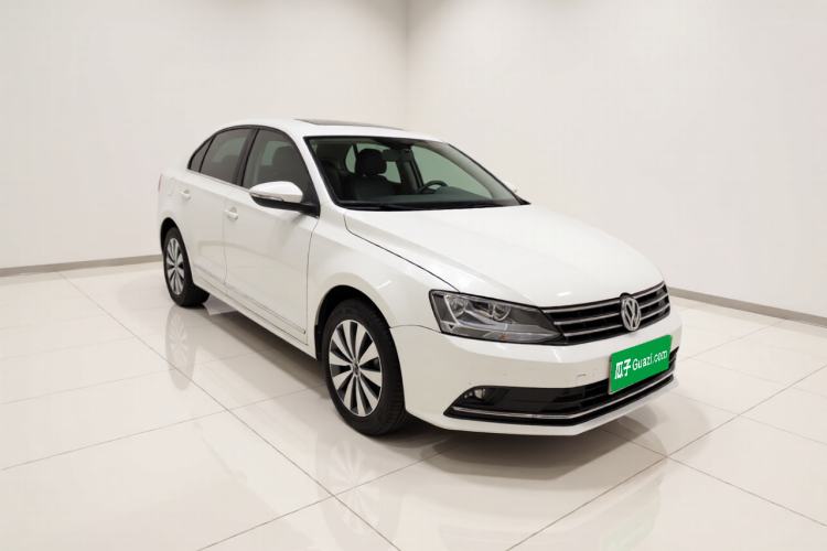 Used Volkswagen Sagitar 2017 1.6L Automatic Comfort Model Exterior 2