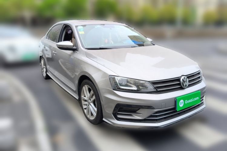 Used Volkswagen Sagitar 2018 280TSI DSG Ignite Edition Front Right 45 Deg